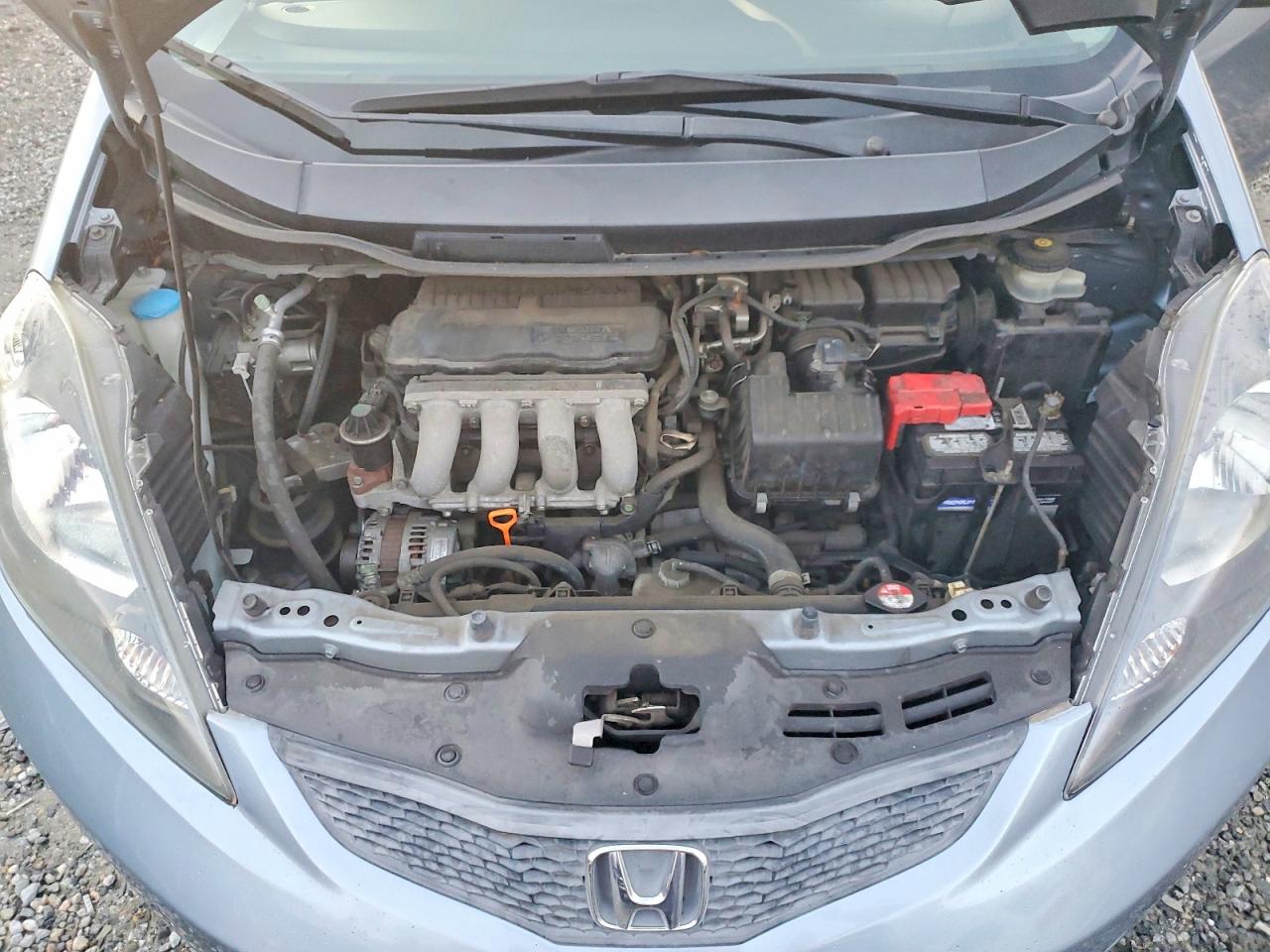 2011 HONDA FIT photo 11