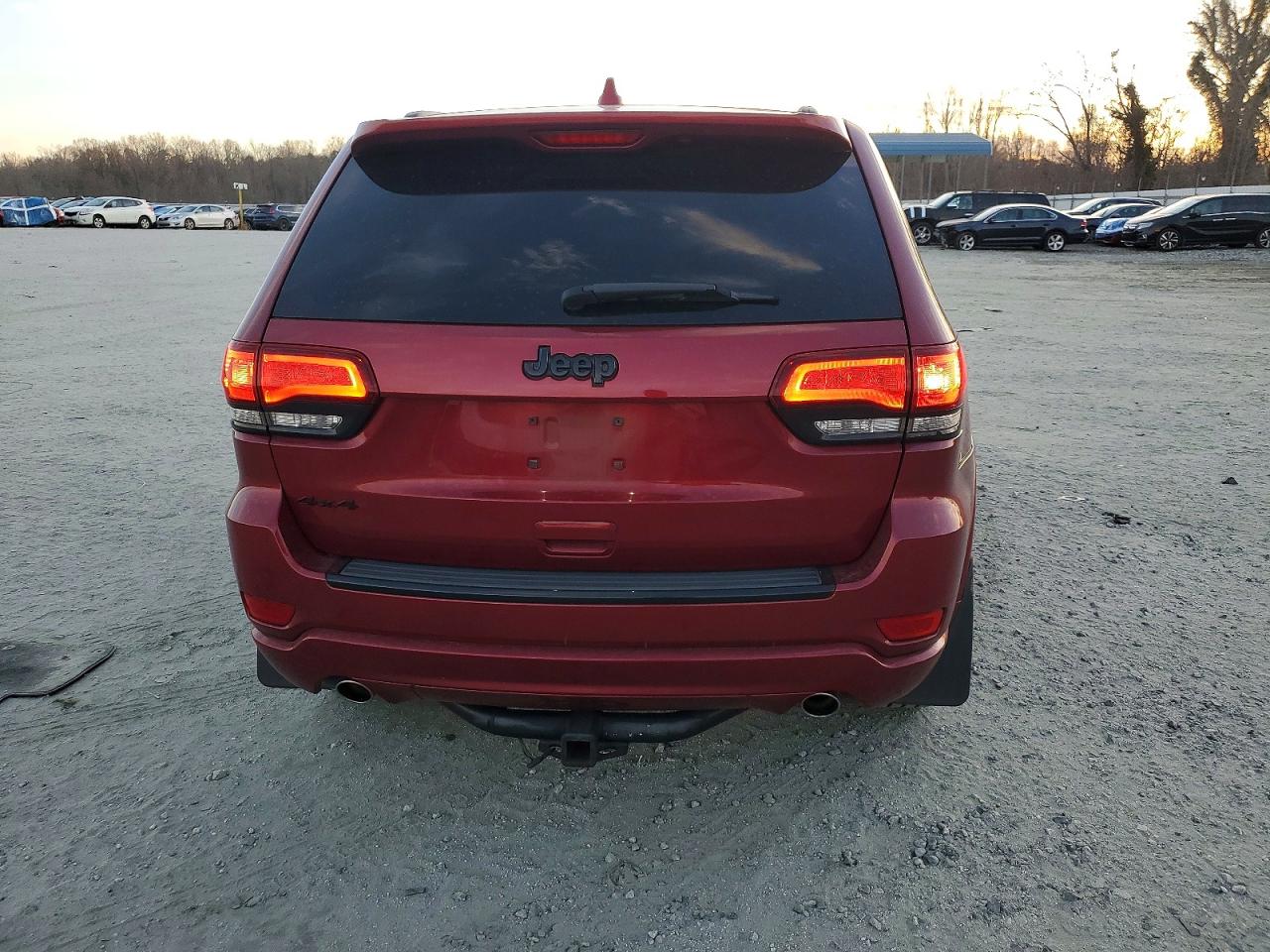 2015 JEEP GRAND CHEROKEE LAREDO photo 6