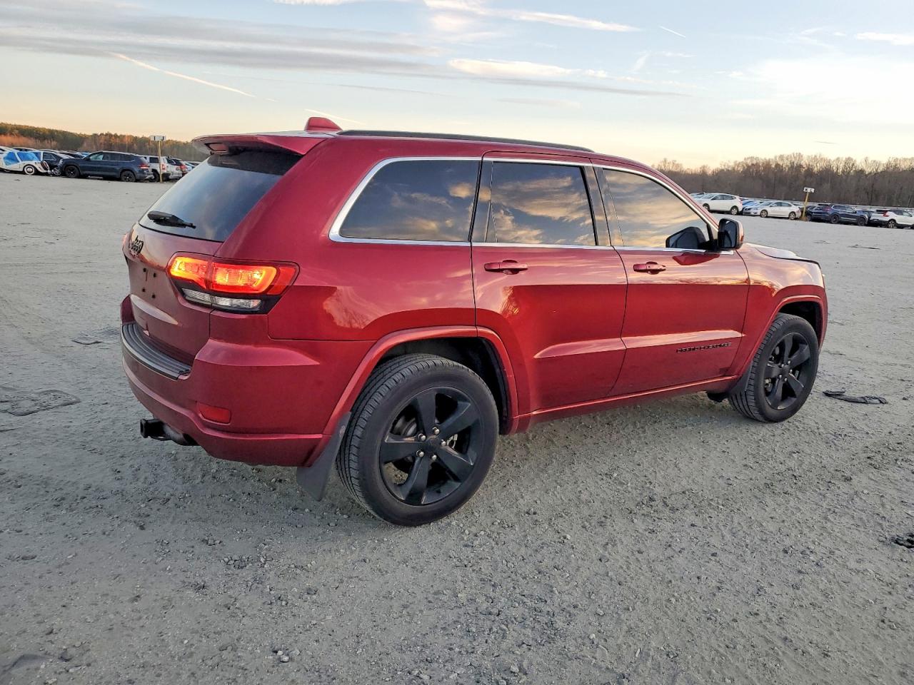 2015 JEEP GRAND CHEROKEE LAREDO photo 3
