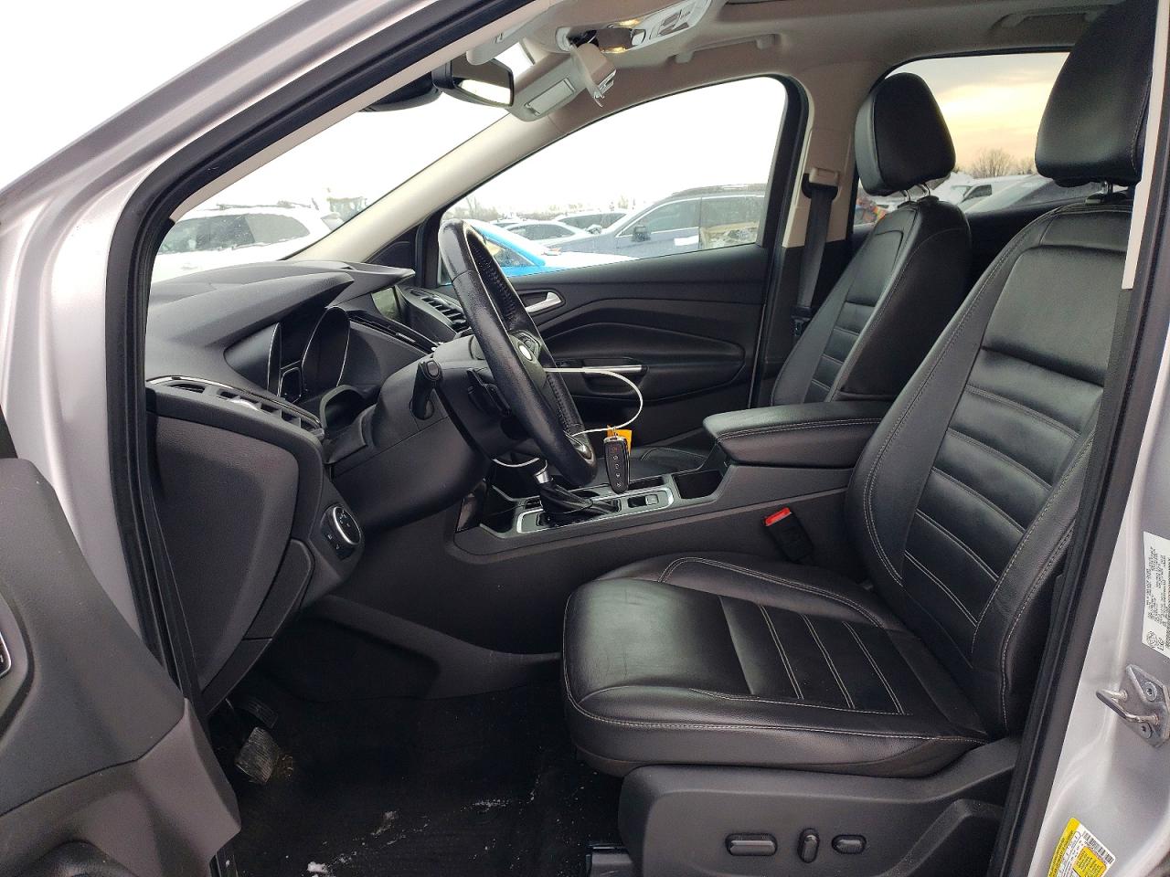 2017 FORD ESCAPE TITANIUM photo 7