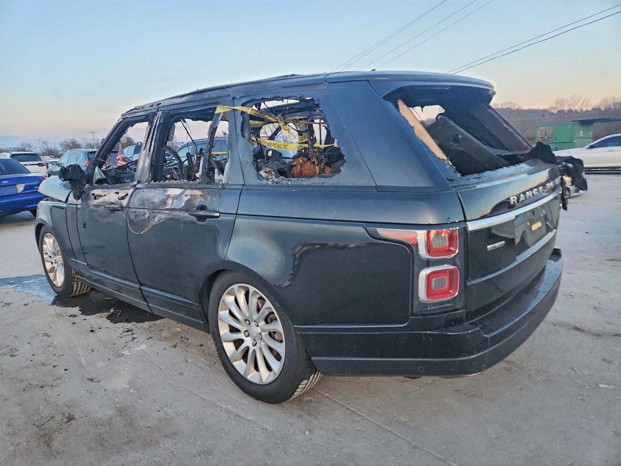 2018 LAND ROVER RANGE ROVER HSE photo 3