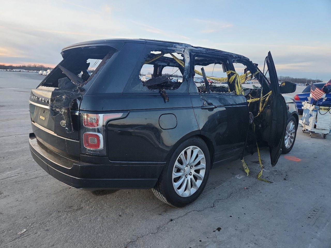 2018 LAND ROVER RANGE ROVER HSE photo 5