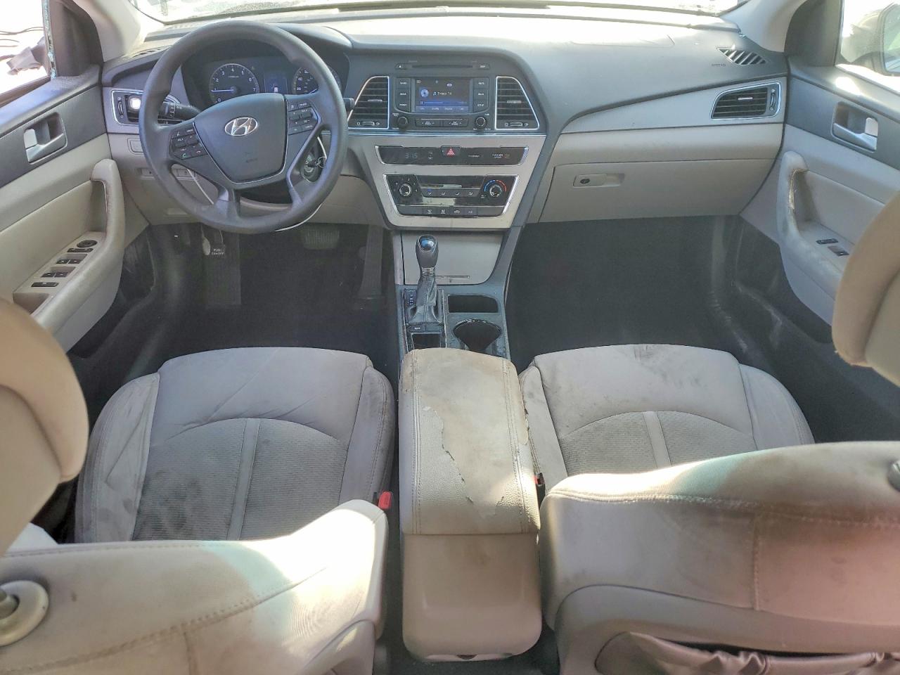 2015 HYUNDAI SONATA SE photo 8
