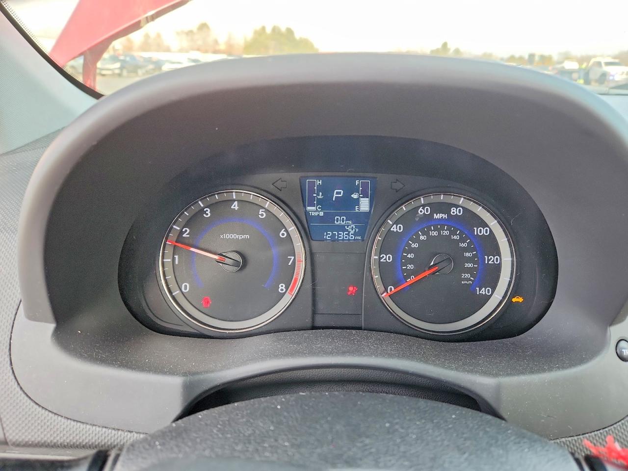 2016 HYUNDAI ACCENT SE photo 9