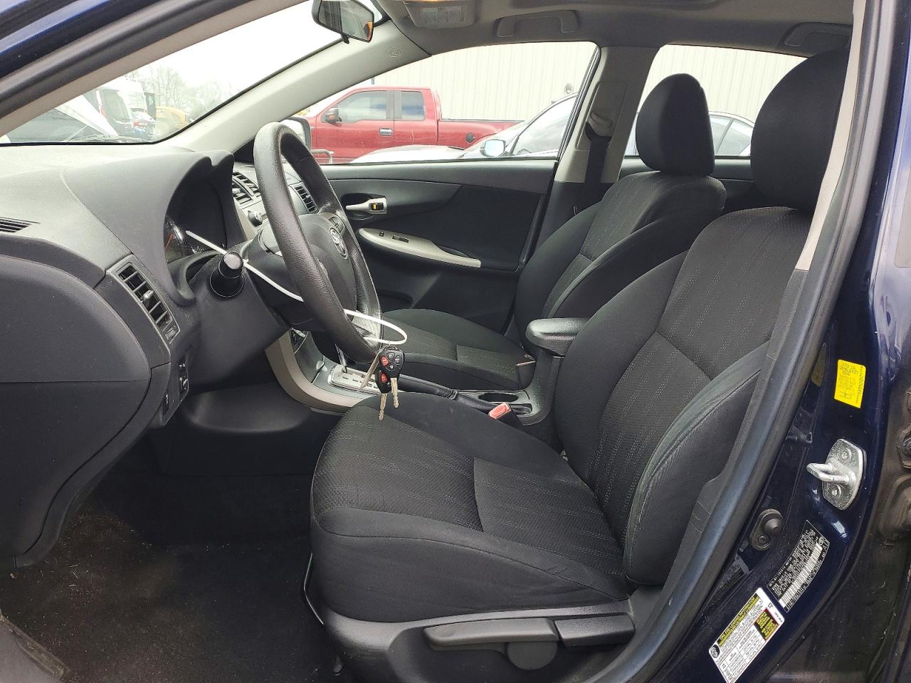 2011 TOYOTA COROLLA BASE photo 7