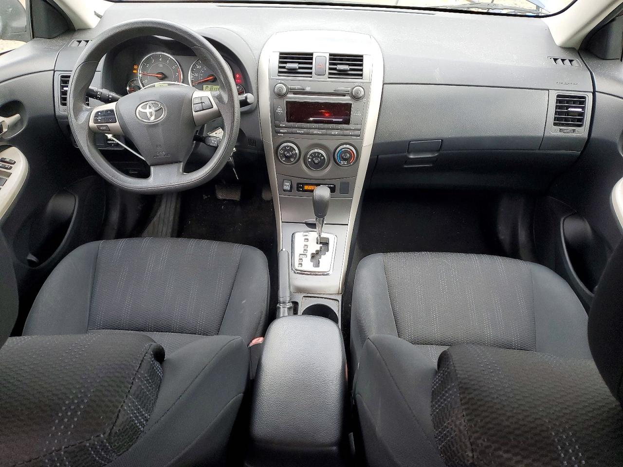 2011 TOYOTA COROLLA BASE photo 8