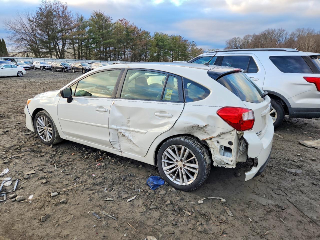 2016 SUBARU IMPREZA photo 3