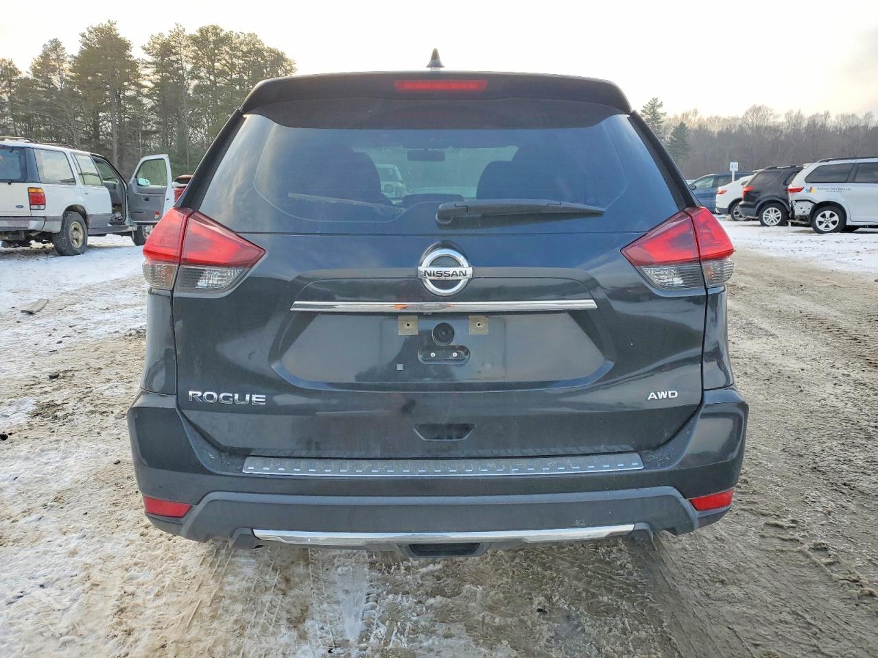 2018 NISSAN ROGUE S photo 16