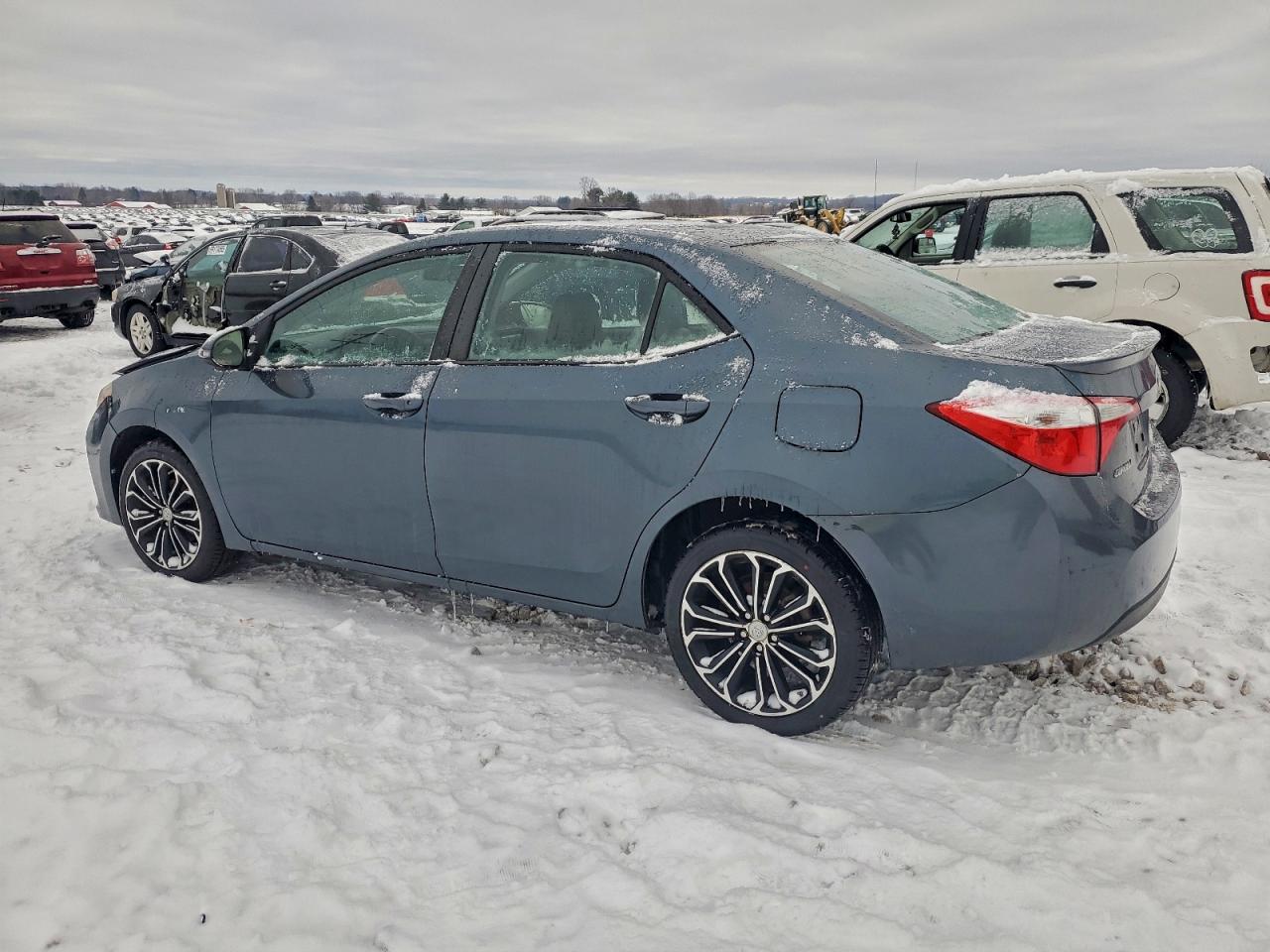 2016 TOYOTA COROLLA L photo 2