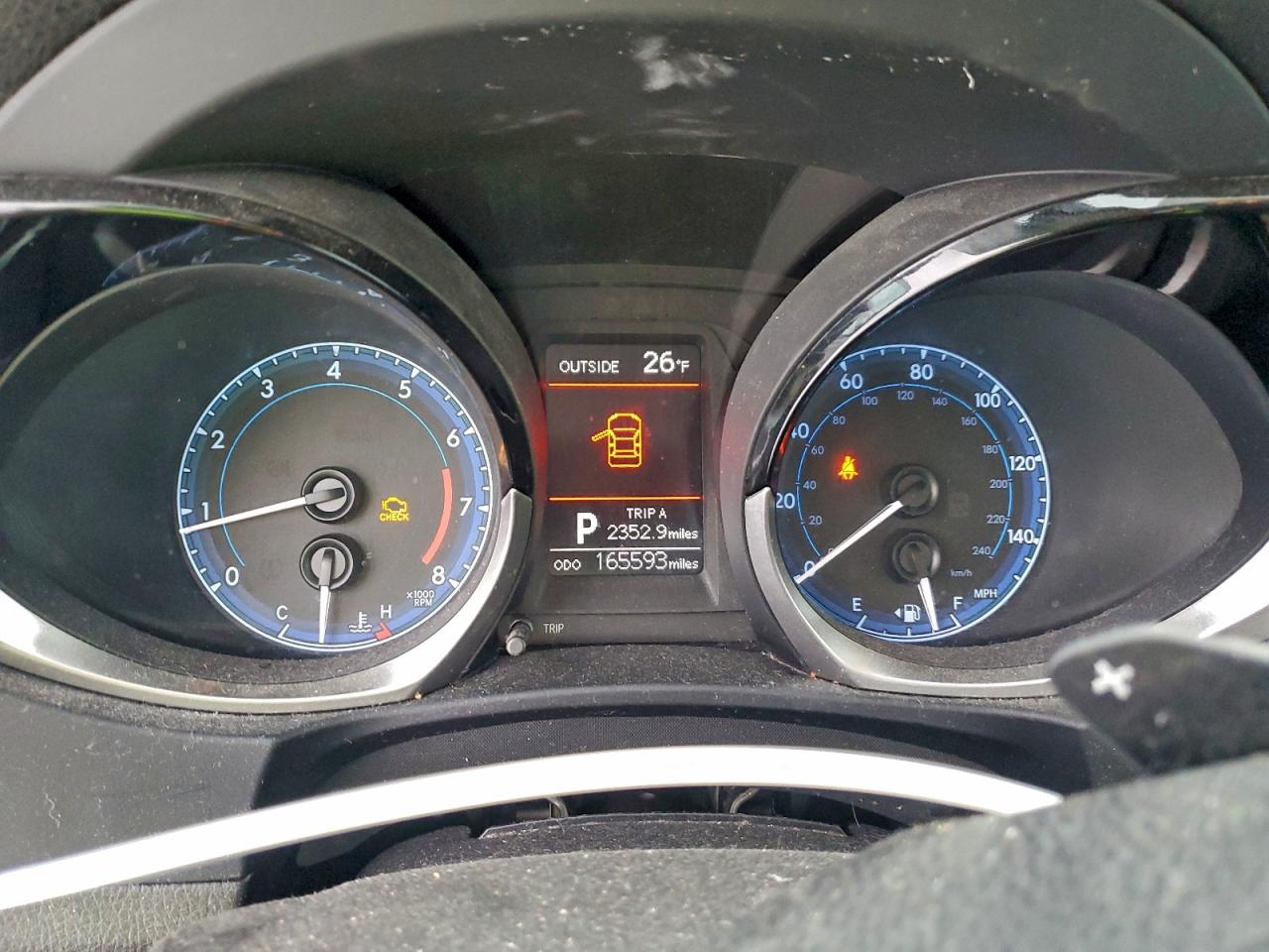 2016 TOYOTA COROLLA L photo 9