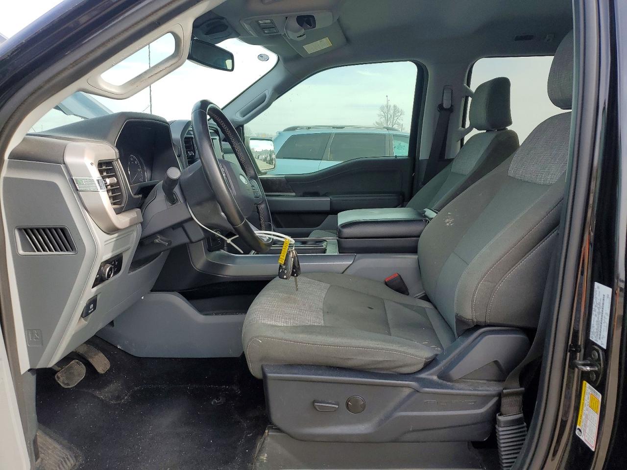 2023 FORD F150 SUPERCREW photo 13