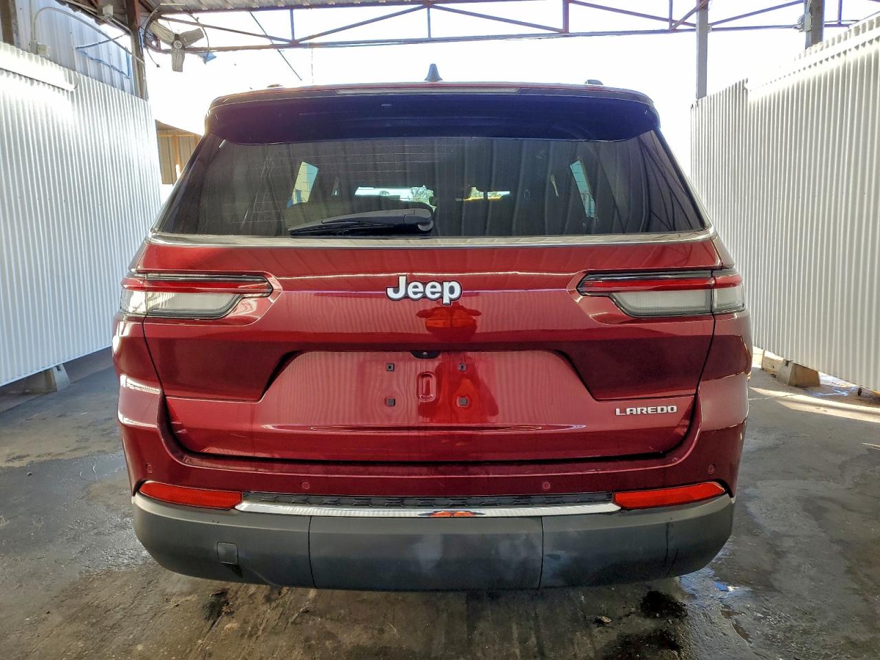 2024 JEEP GRAND CHEROKEE L LAREDO photo 6