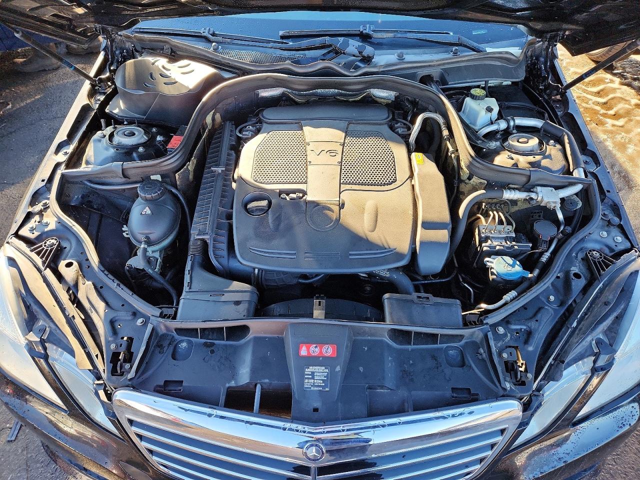 2012 MERCEDES-BENZ E 350 4MATIC photo 11