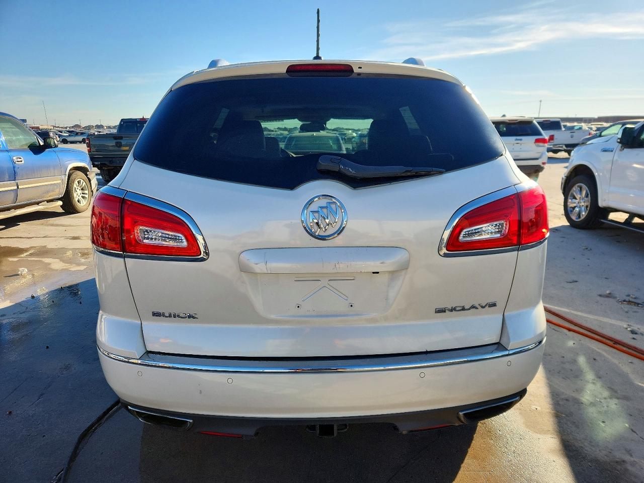 2014 BUICK ENCLAVE photo 11
