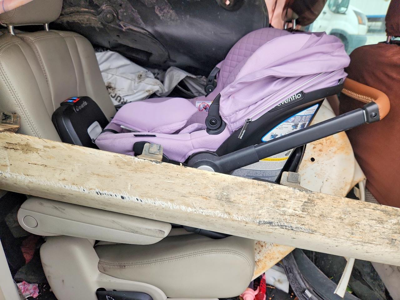 2013 CHRYSLER TOWN & COUNTRY TOURING photo 19
