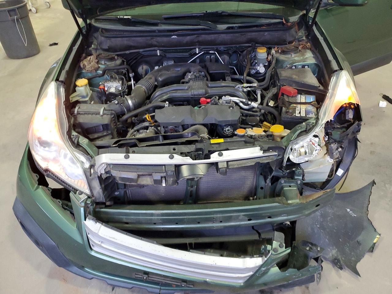 2014 SUBARU OUTBACK 2.5I PREMIUM photo 11