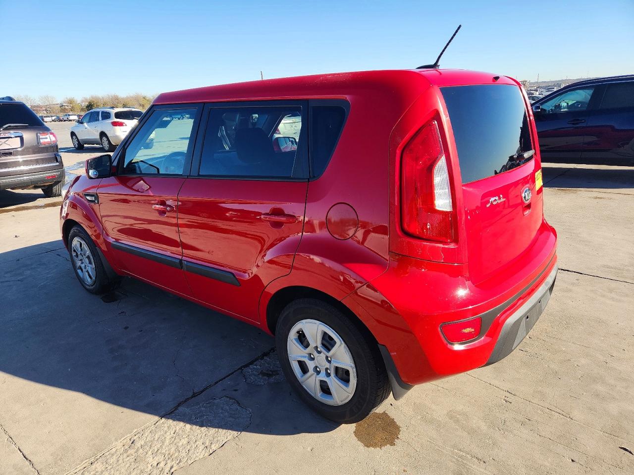 2013 KIA SOUL photo 2