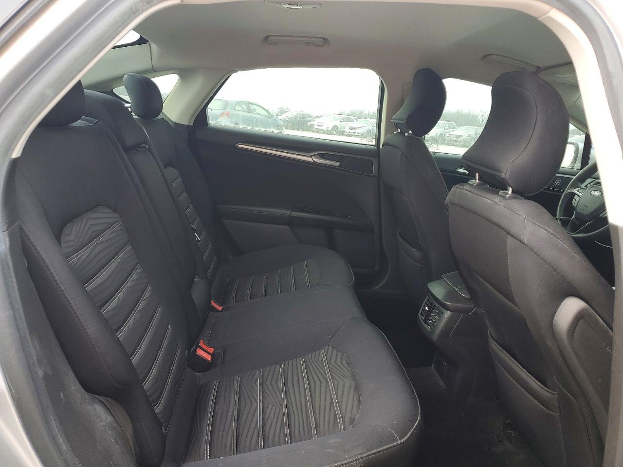 2016 FORD FUSION SE photo 10