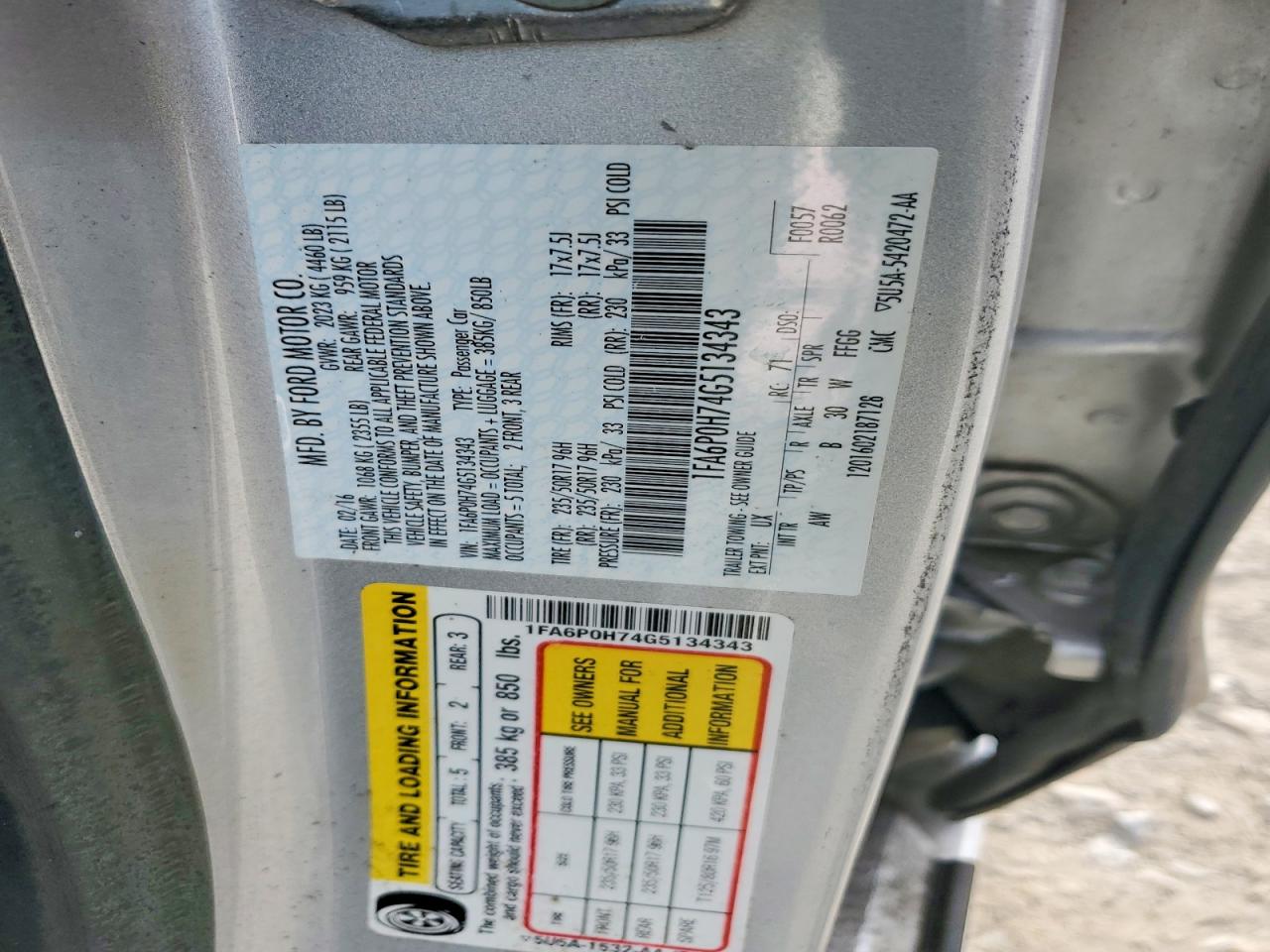 2016 FORD FUSION SE photo 13