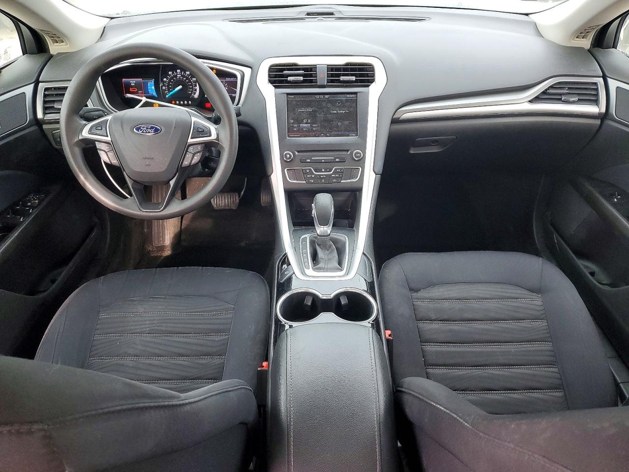 2016 FORD FUSION SE photo 8