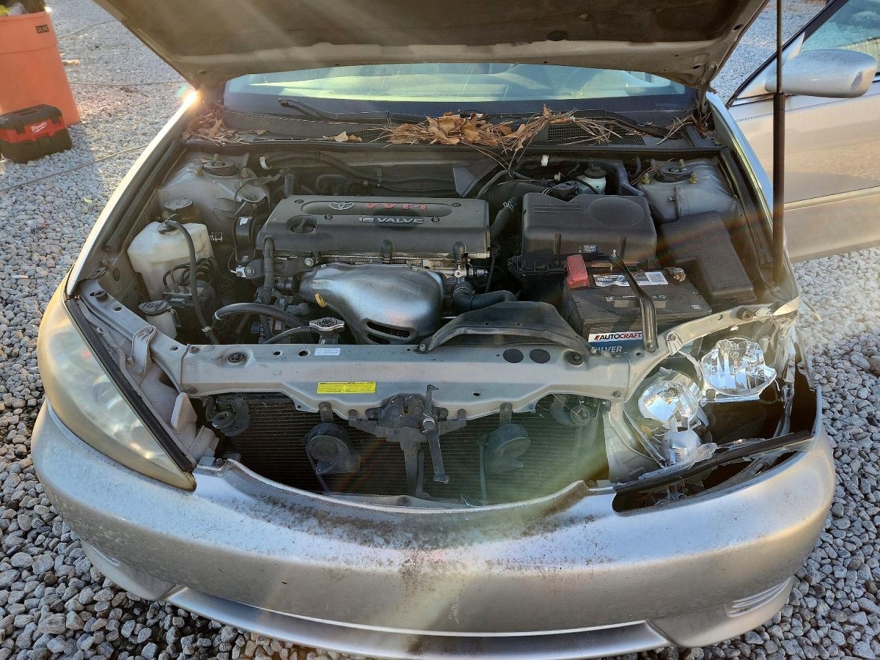 2005 TOYOTA CAMRY LE photo 11