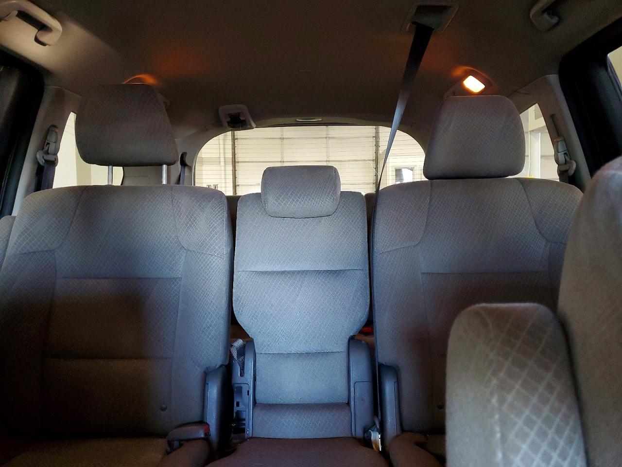 2016 HONDA ODYSSEY SE photo 19
