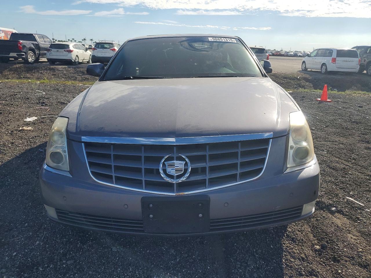 2006 CADILLAC DTS photo 5