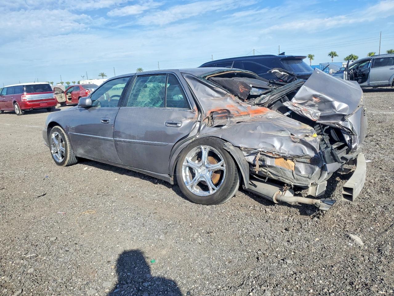 2006 CADILLAC DTS photo 2