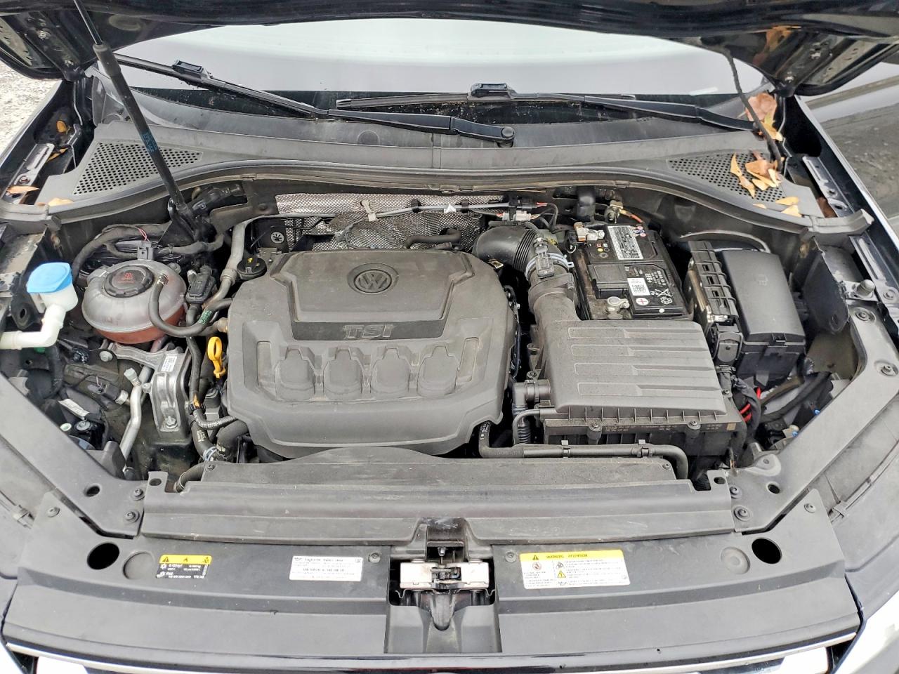 2021 VOLKSWAGEN TIGUAN S photo 34