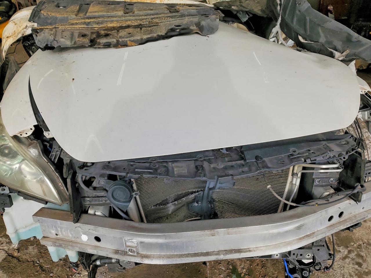 2012 INFINITI M37 photo 11