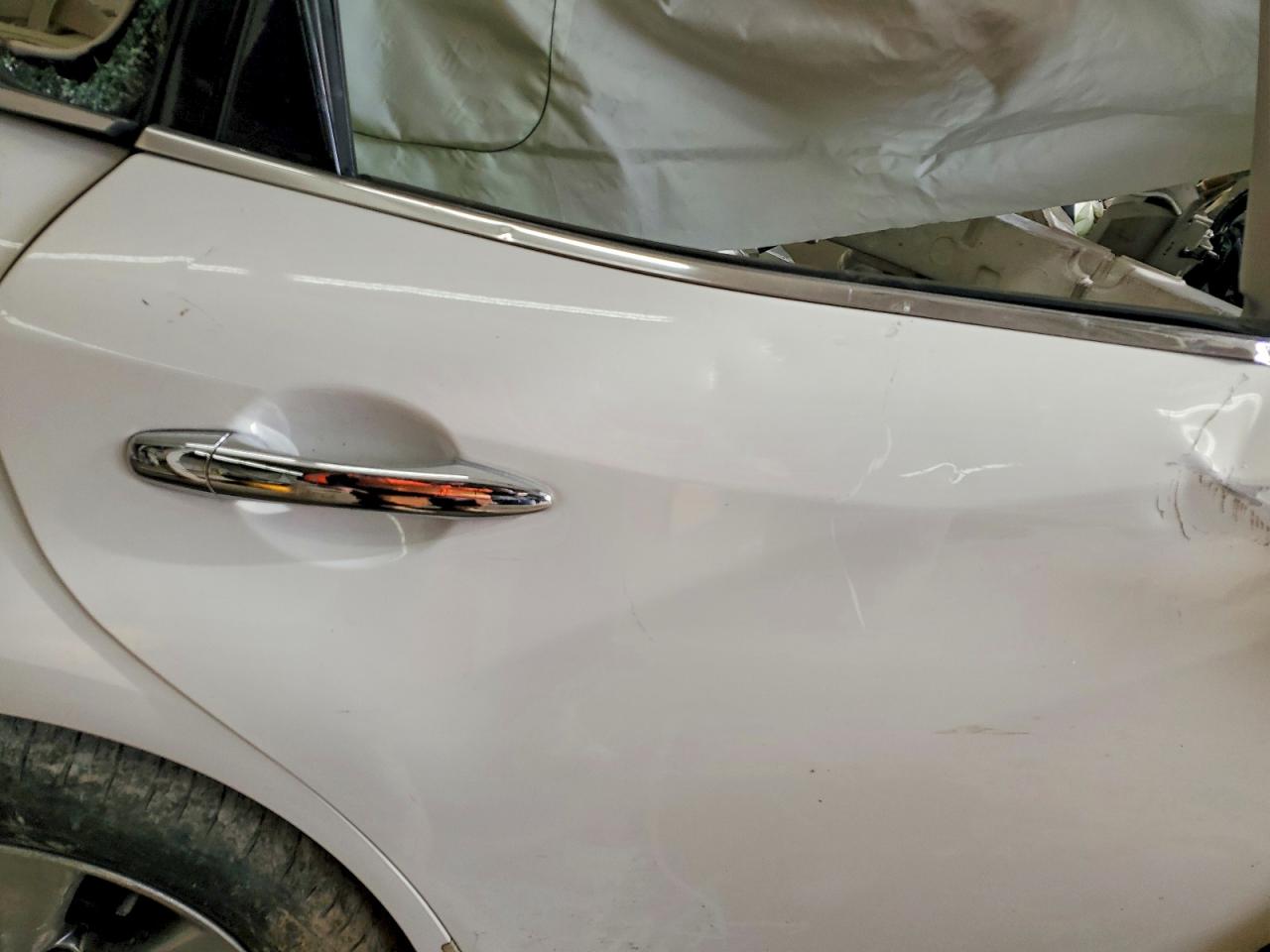 2012 INFINITI M37 photo 10