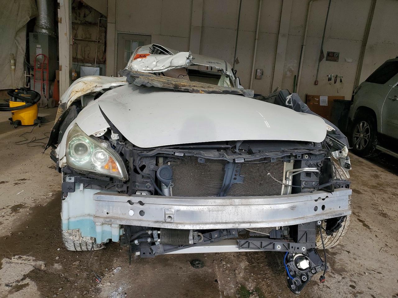 2012 INFINITI M37 photo 5