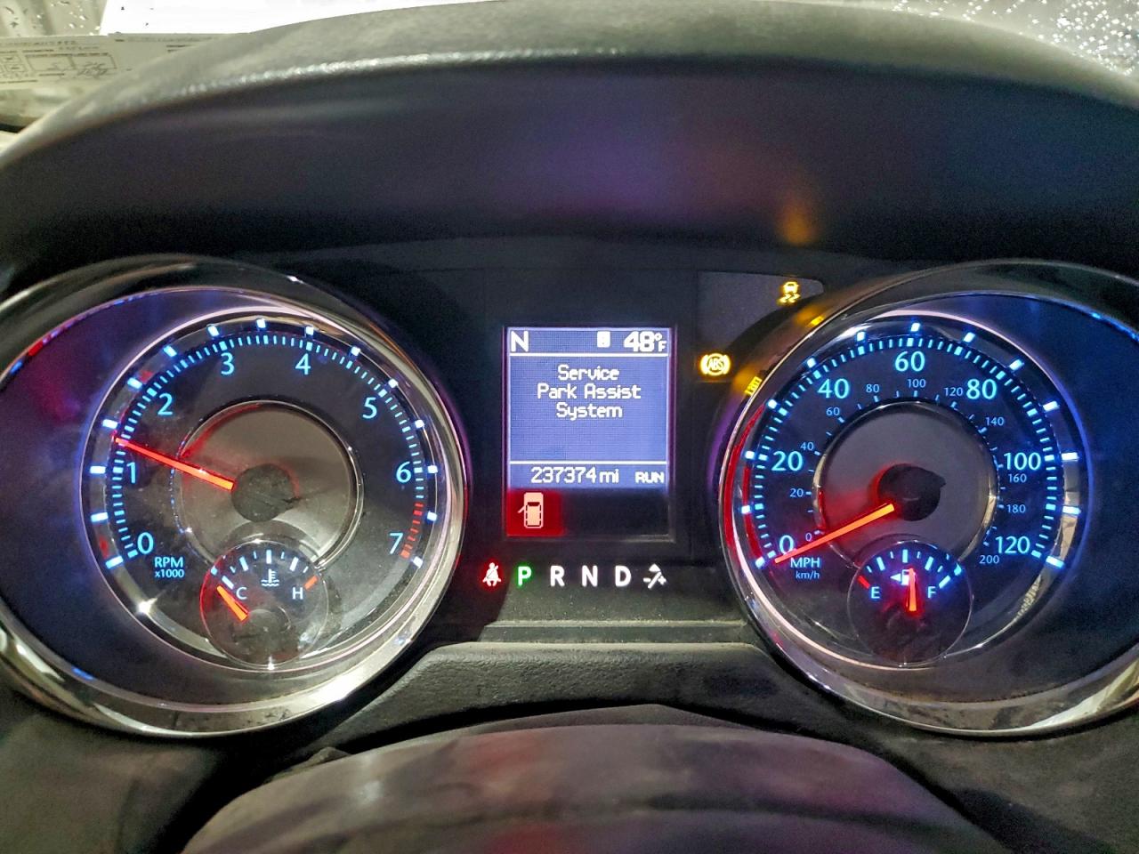 2012 CHRYSLER TOWN & COUNTRY TOURING L photo 9