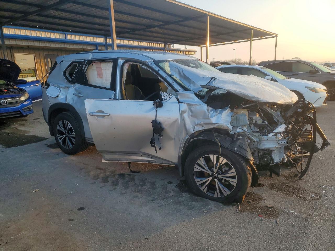 2021 NISSAN ROGUE SV photo 10