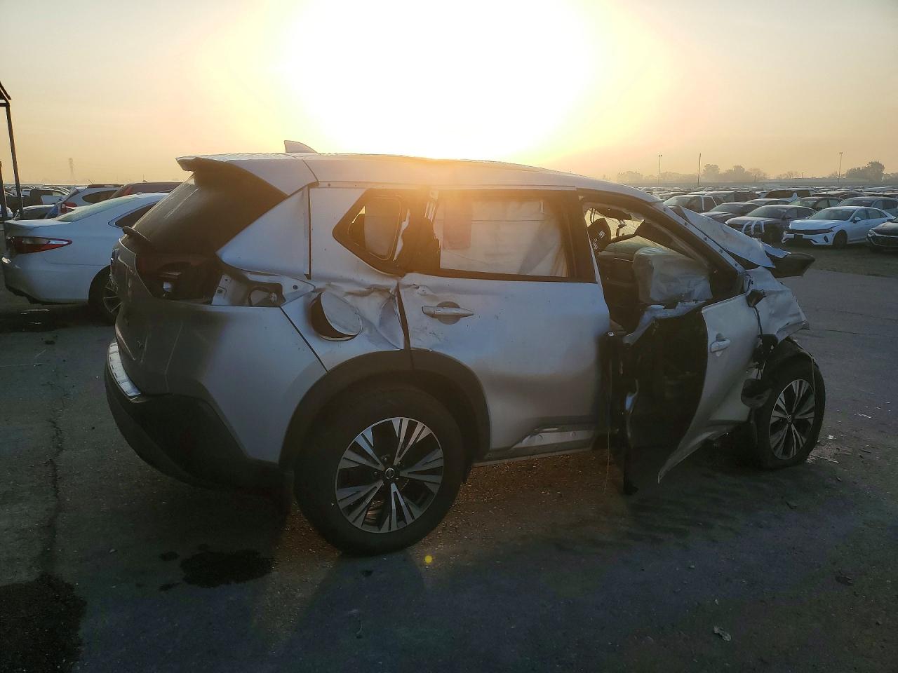 2021 NISSAN ROGUE SV photo 7