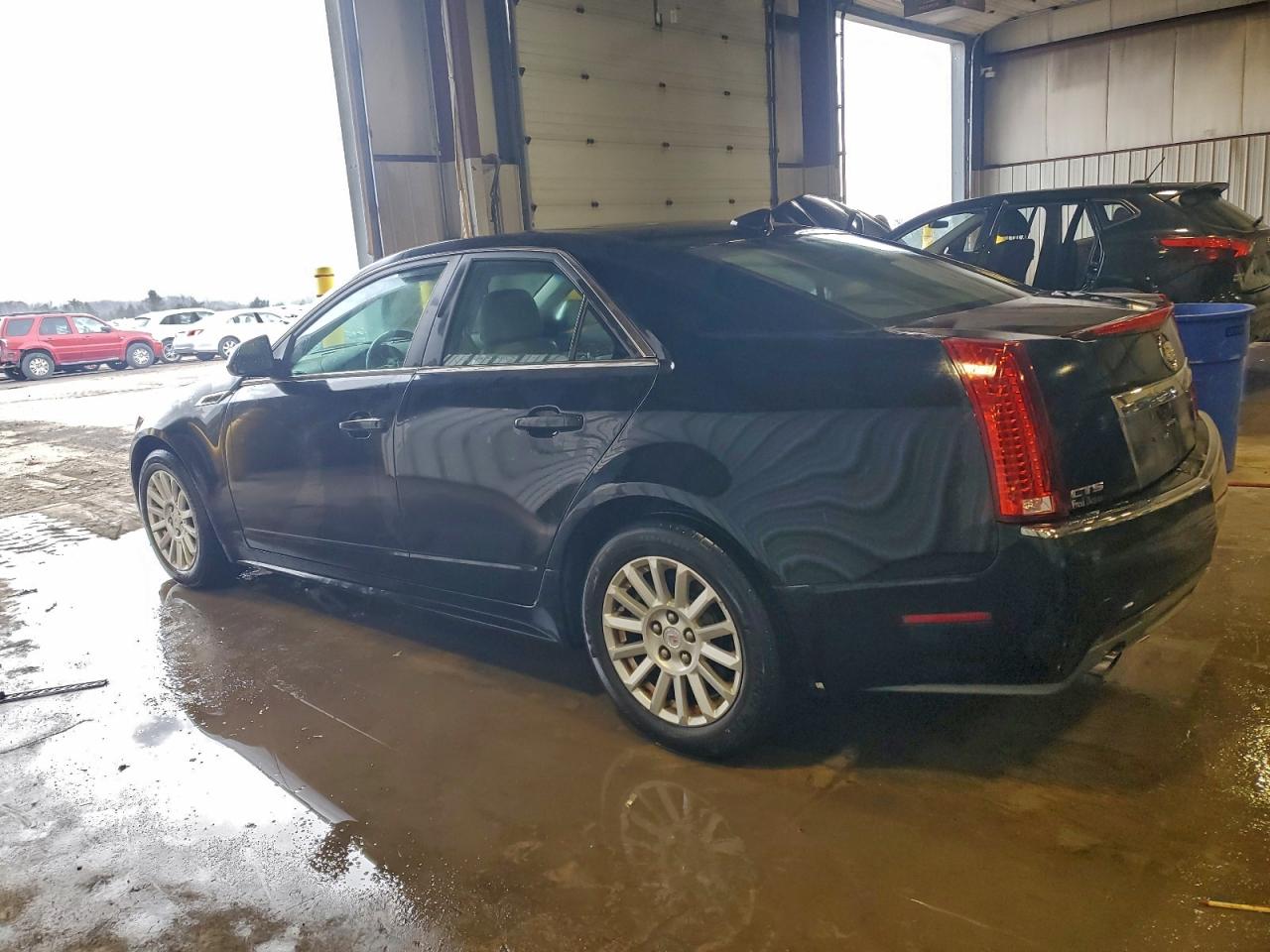2011 CADILLAC CTS LUXURY COLLECTION photo 2