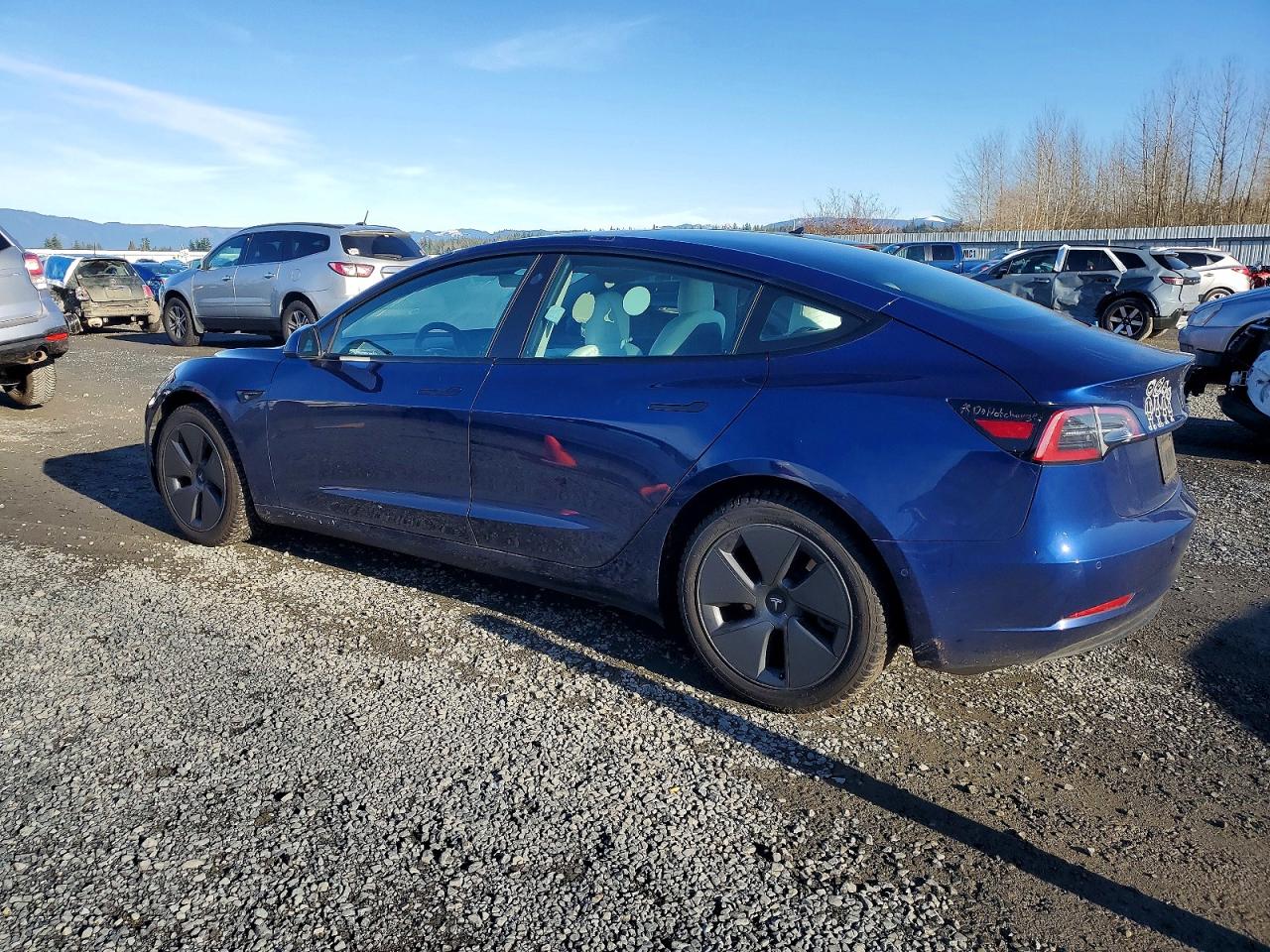 2022 TESLA MODEL 3 photo 2