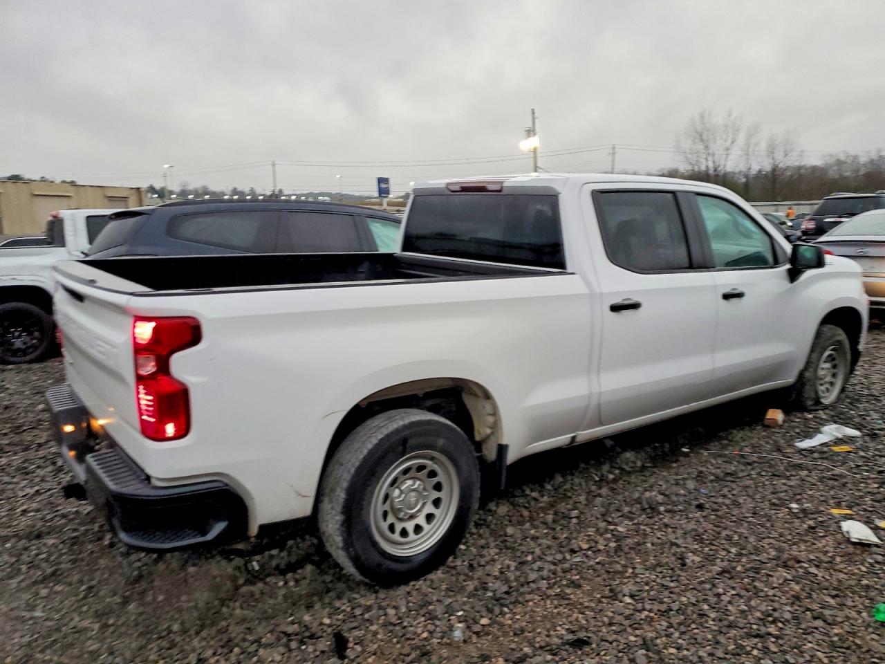 2020 CHEVROLET SILVERADO C1500 photo 3
