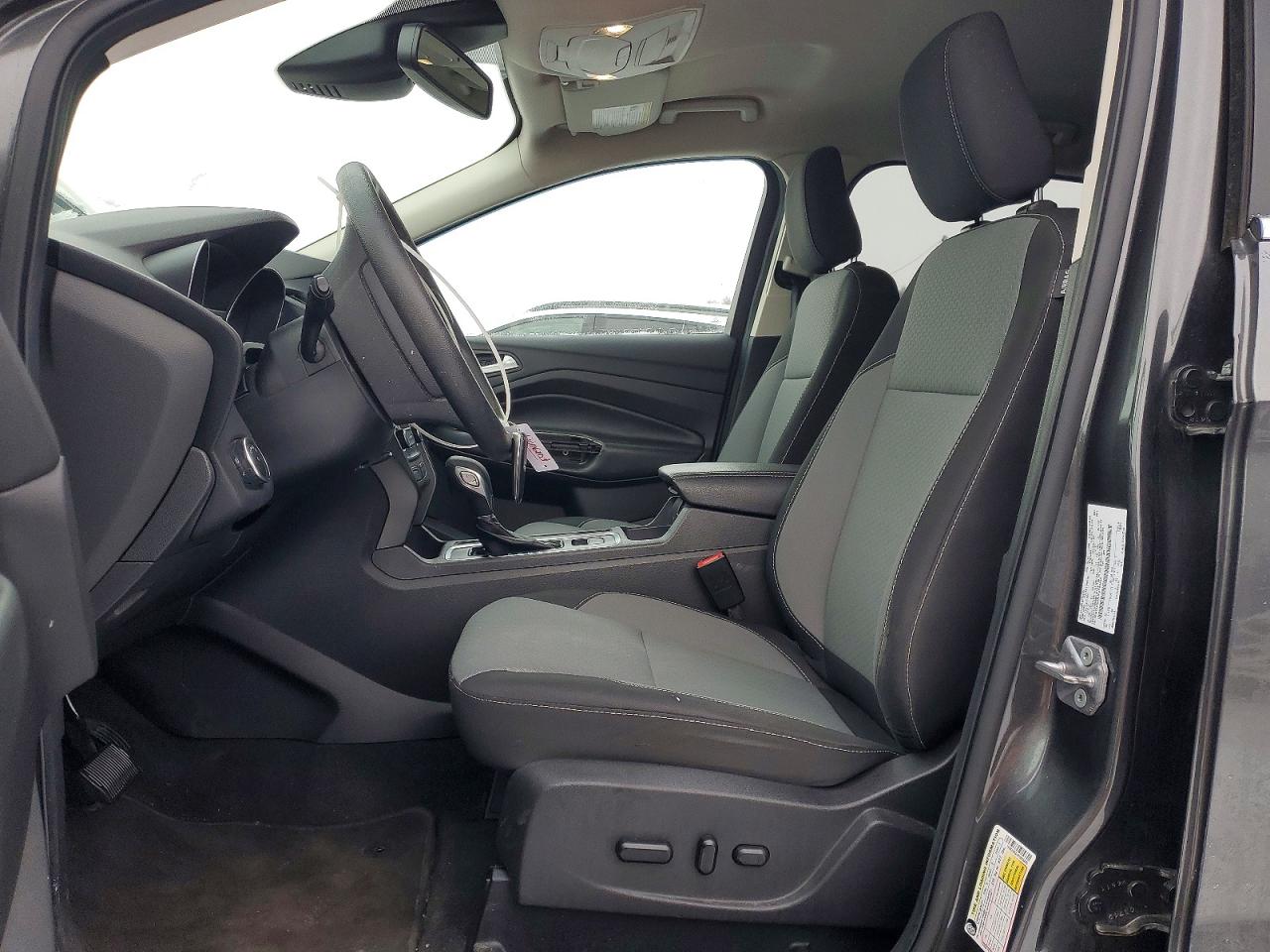 2019 FORD ESCAPE SE photo 19