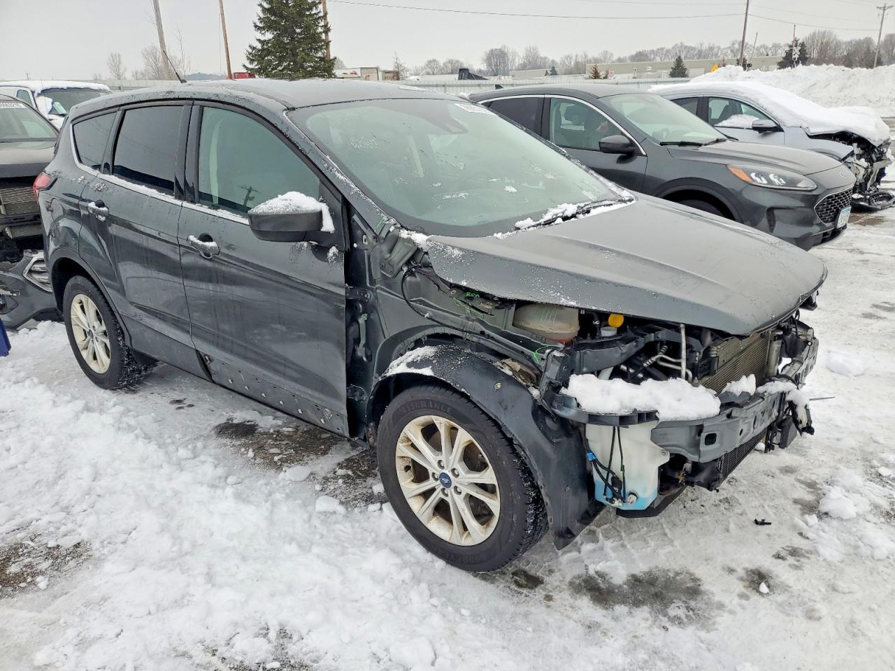 2019 FORD ESCAPE SE photo 10