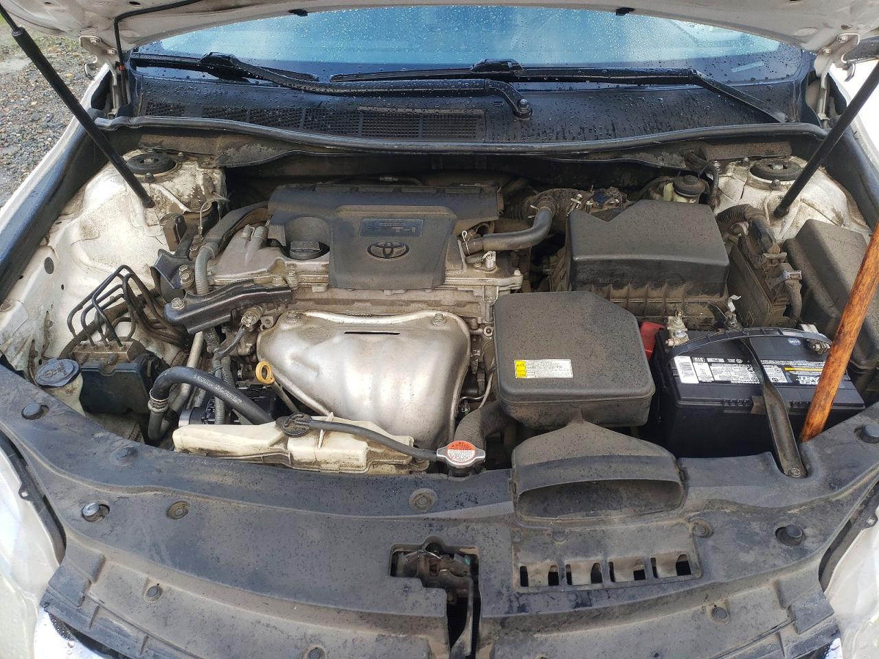 2016 TOYOTA CAMRY LE photo 11