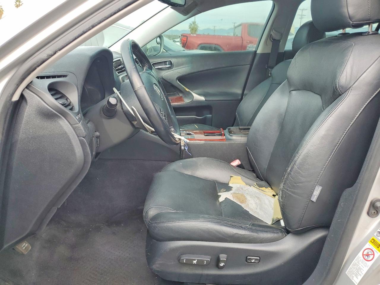 2006 LEXUS IS 250 photo 7