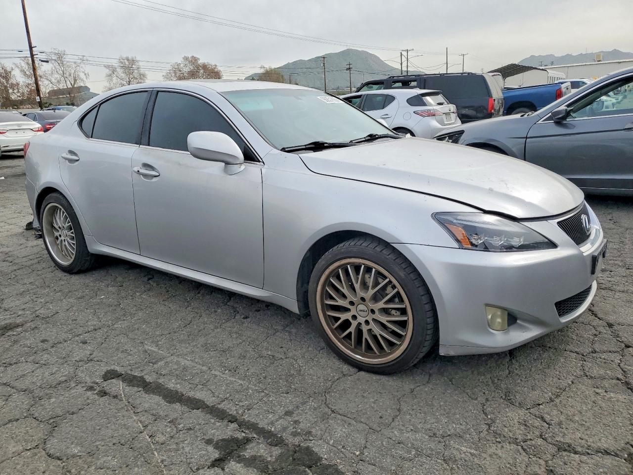 2006 LEXUS IS 250 photo 4