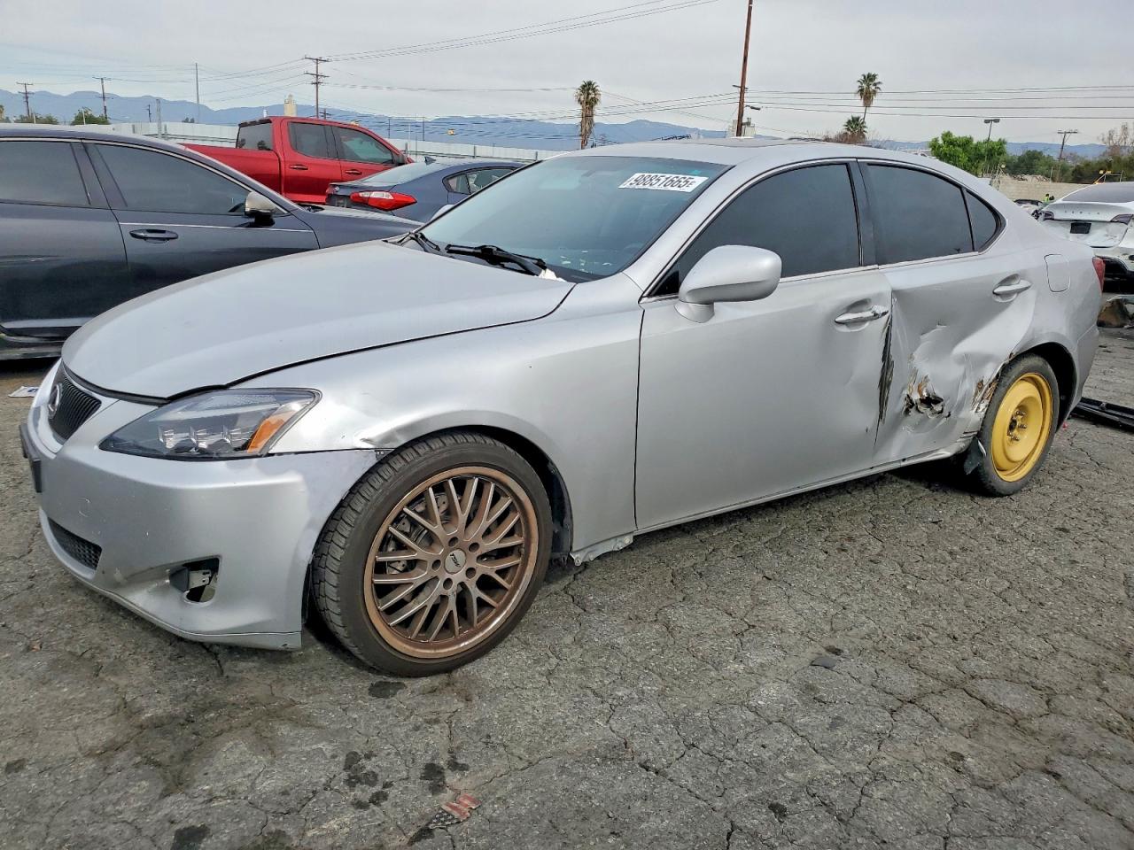 2006 LEXUS IS