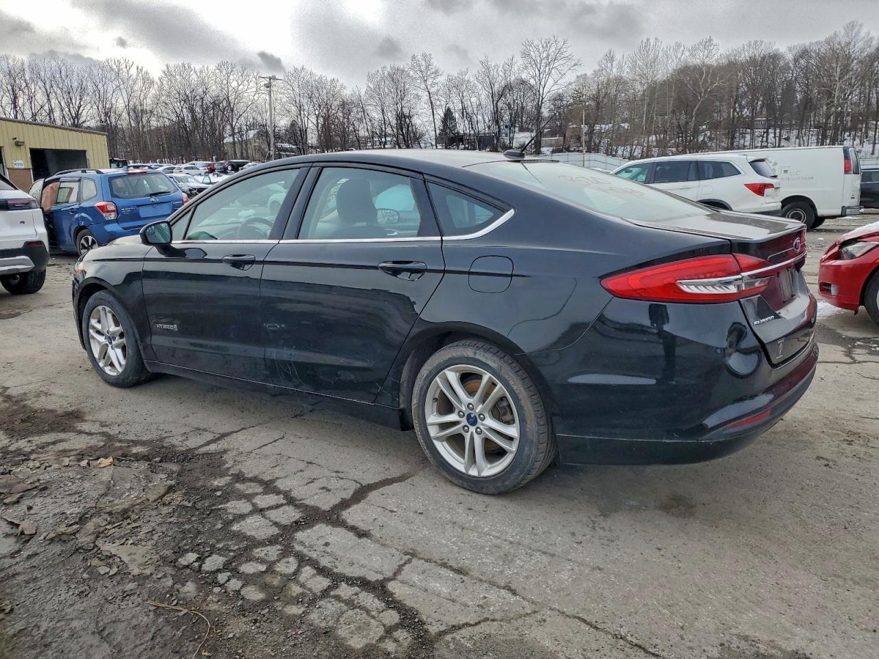 2018 FORD FUSION SE HYBRID photo 2