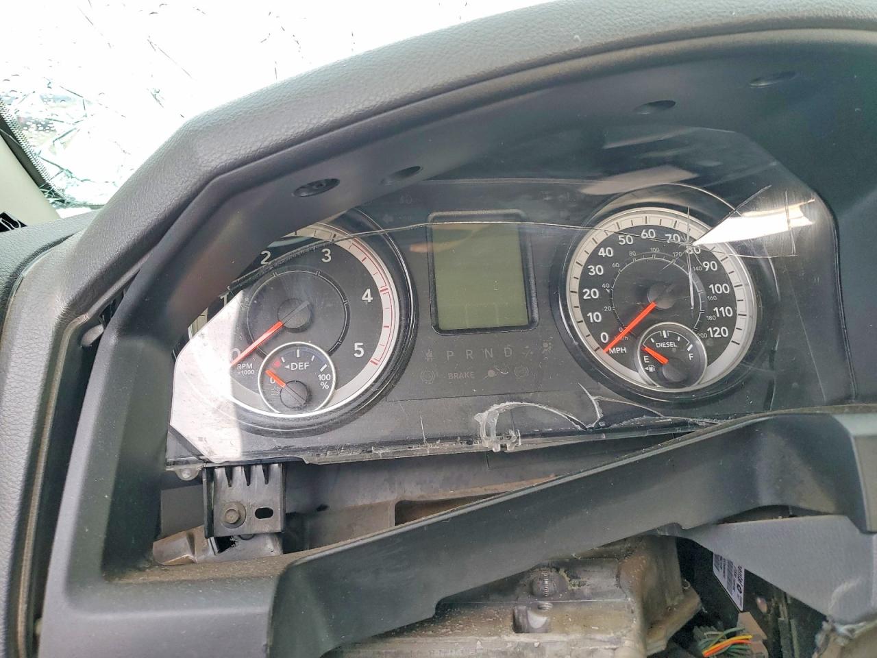 2017 RAM 2500 ST photo 9