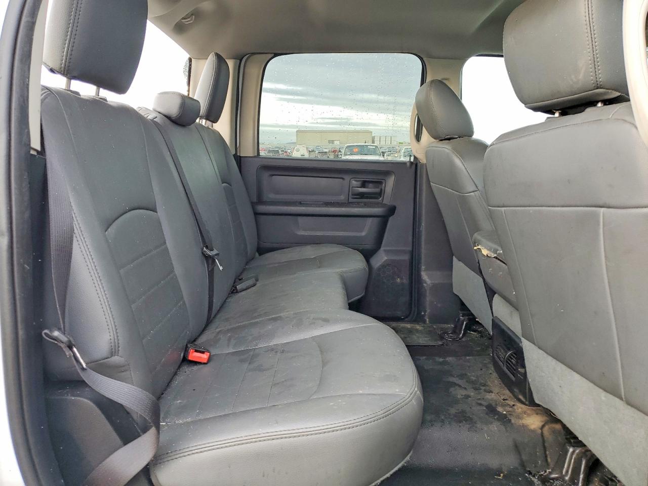 2017 RAM 2500 ST photo 10