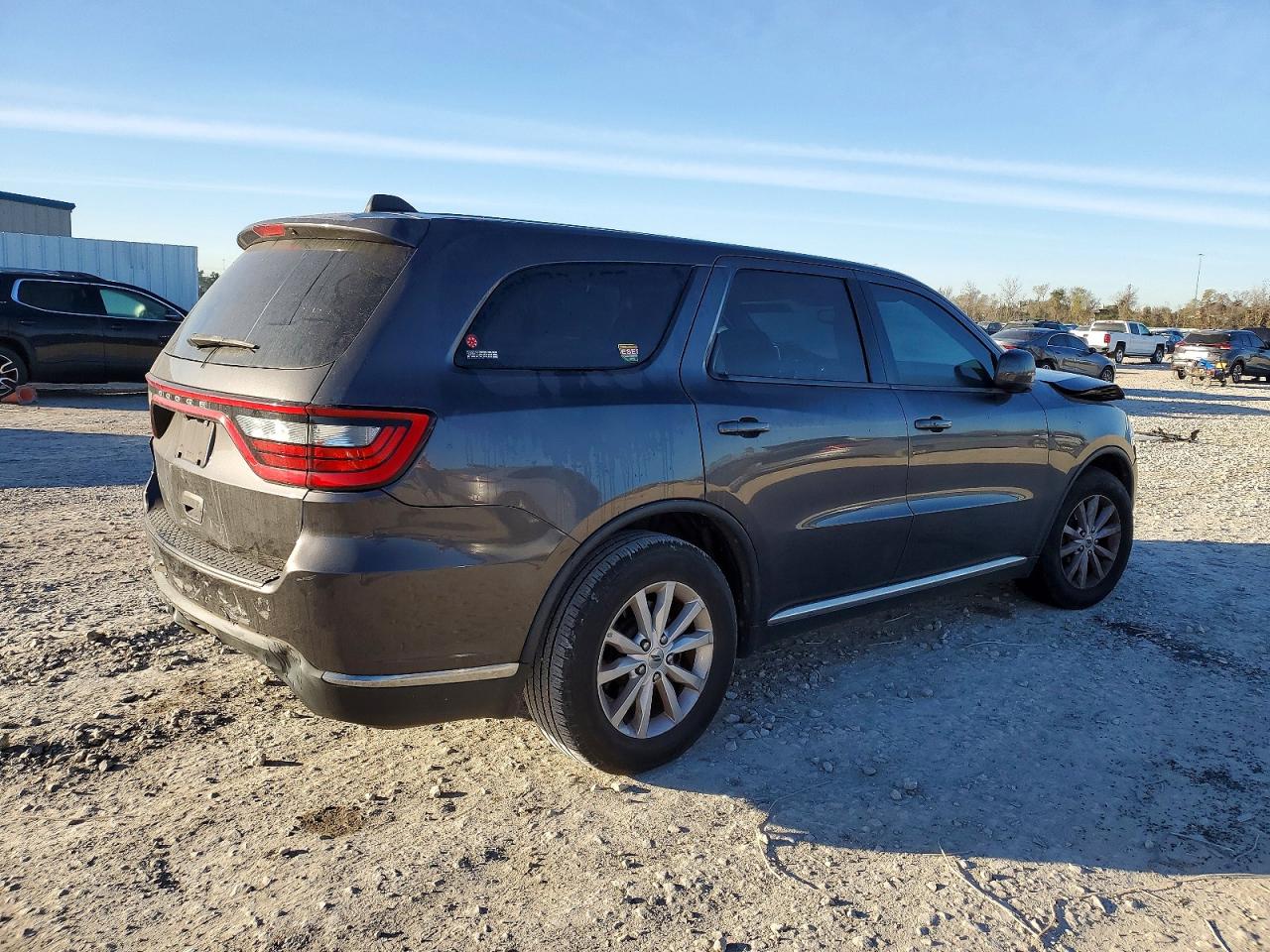 2019 DODGE DURANGO SXT photo 3