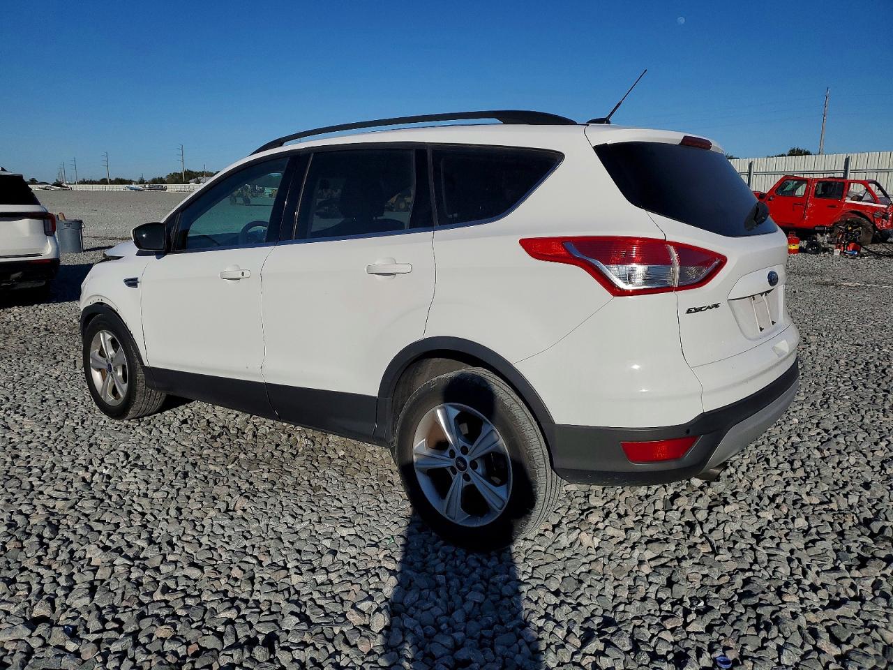 2014 FORD ESCAPE SE photo 2