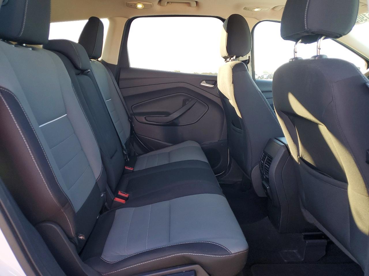 2014 FORD ESCAPE SE photo 10